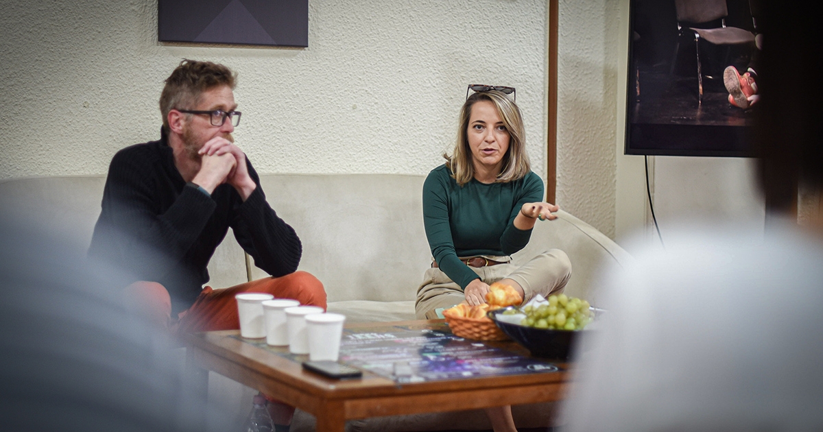 Színházba hívják a tinédzsereket